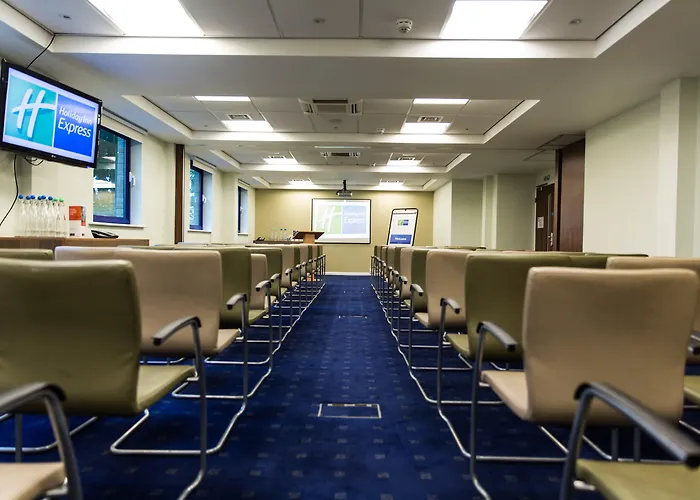 Holiday Inn Express London Stratford By IhgAirport Hotel